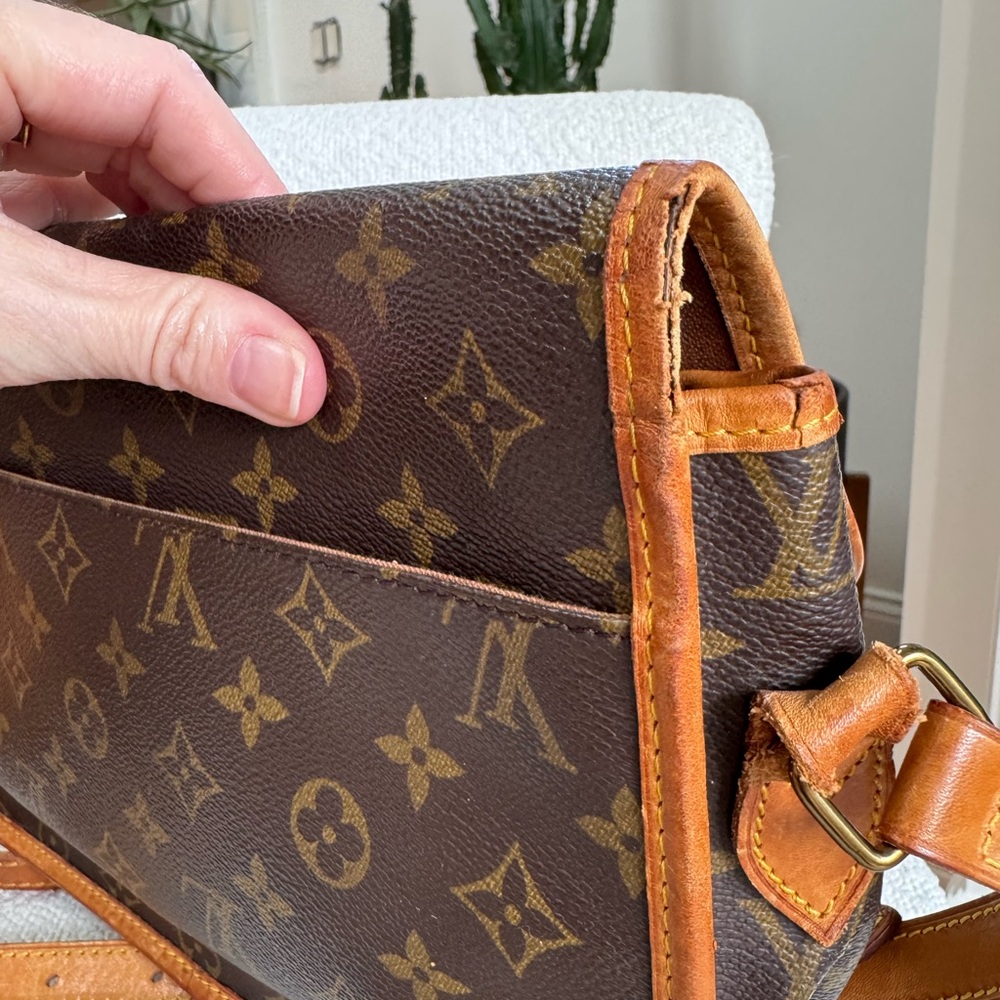 Louis Vuitton Gibeciere MM Monogram Crossbody Bag vintage - Picture 8 of 14